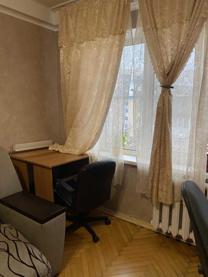 Оренда 2-кімнатної квартири 47 м², Кубанської України вул., 29