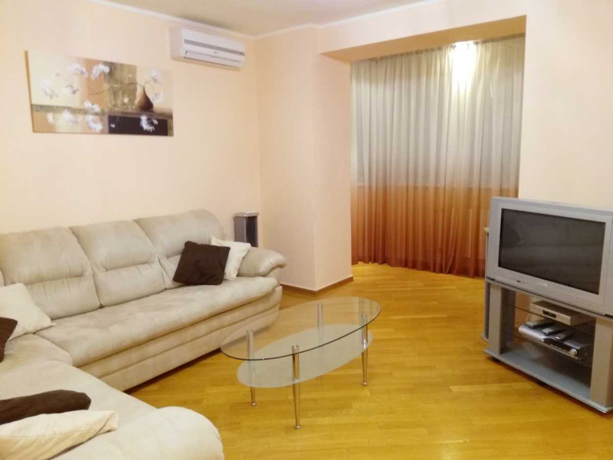 Оренда 2-кімнатної квартири 90 м², Маршала Тимошенка вул., 13А