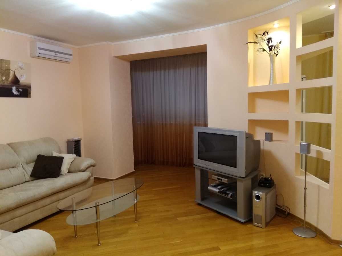 Оренда 2-кімнатної квартири 90 м², Маршала Тимошенка вул., 13А