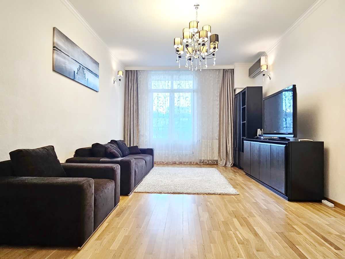 Оренда 2-кімнатної квартири 107 м², Звіринецька вул., 59