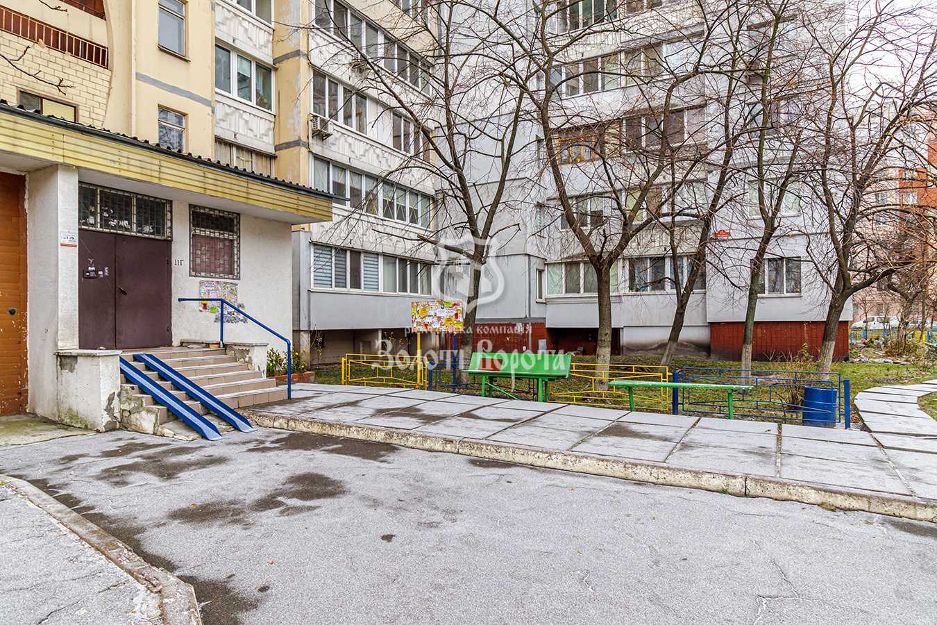 Продажа 2-комнатной квартиры 53.7 м², Иорданская ул., 11Г