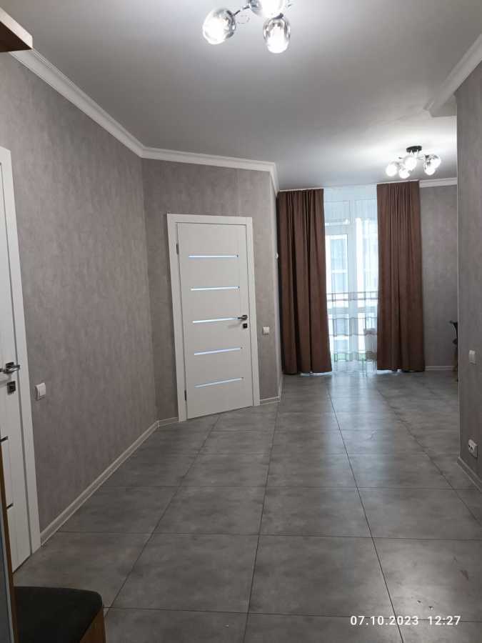 Оренда 1-кімнатної квартири 44 м², ЖК Crystal Avenue, Будинок 3 (вул. Кришталева, 1А)