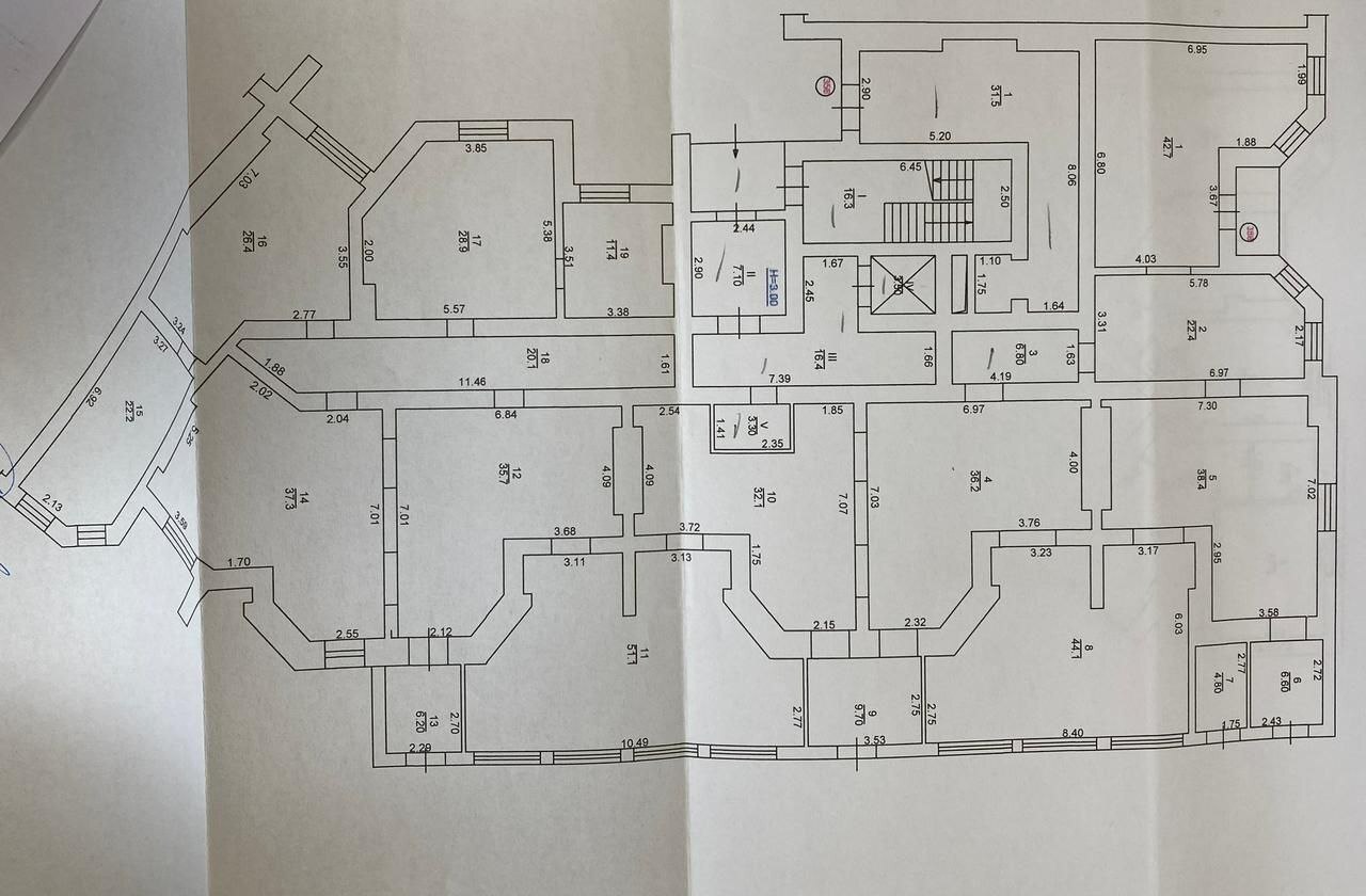 Аренда торгового помещения 460 м², Охотничья ул.