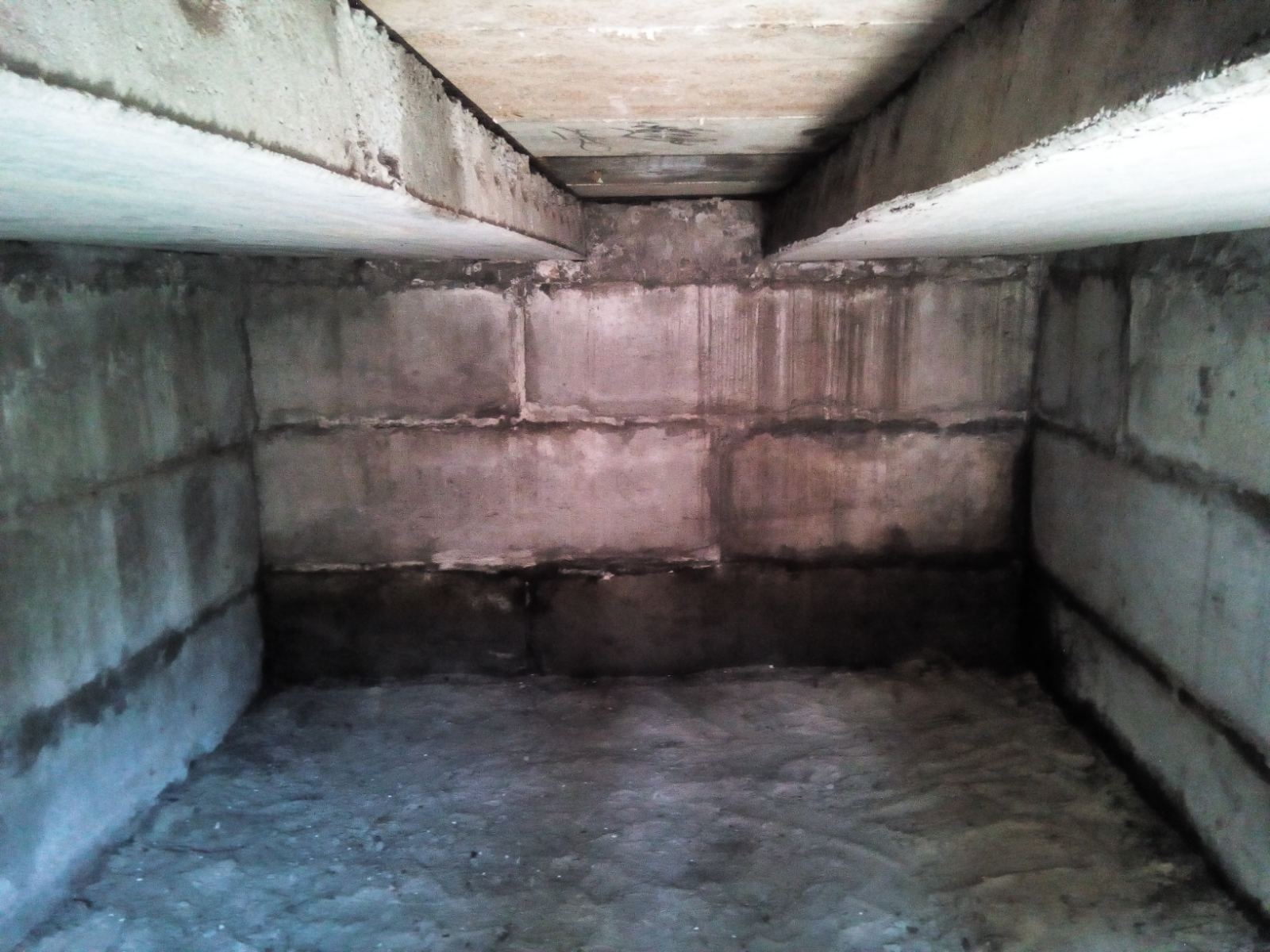 Оренда гаражів 35 м², Березняківська вул.