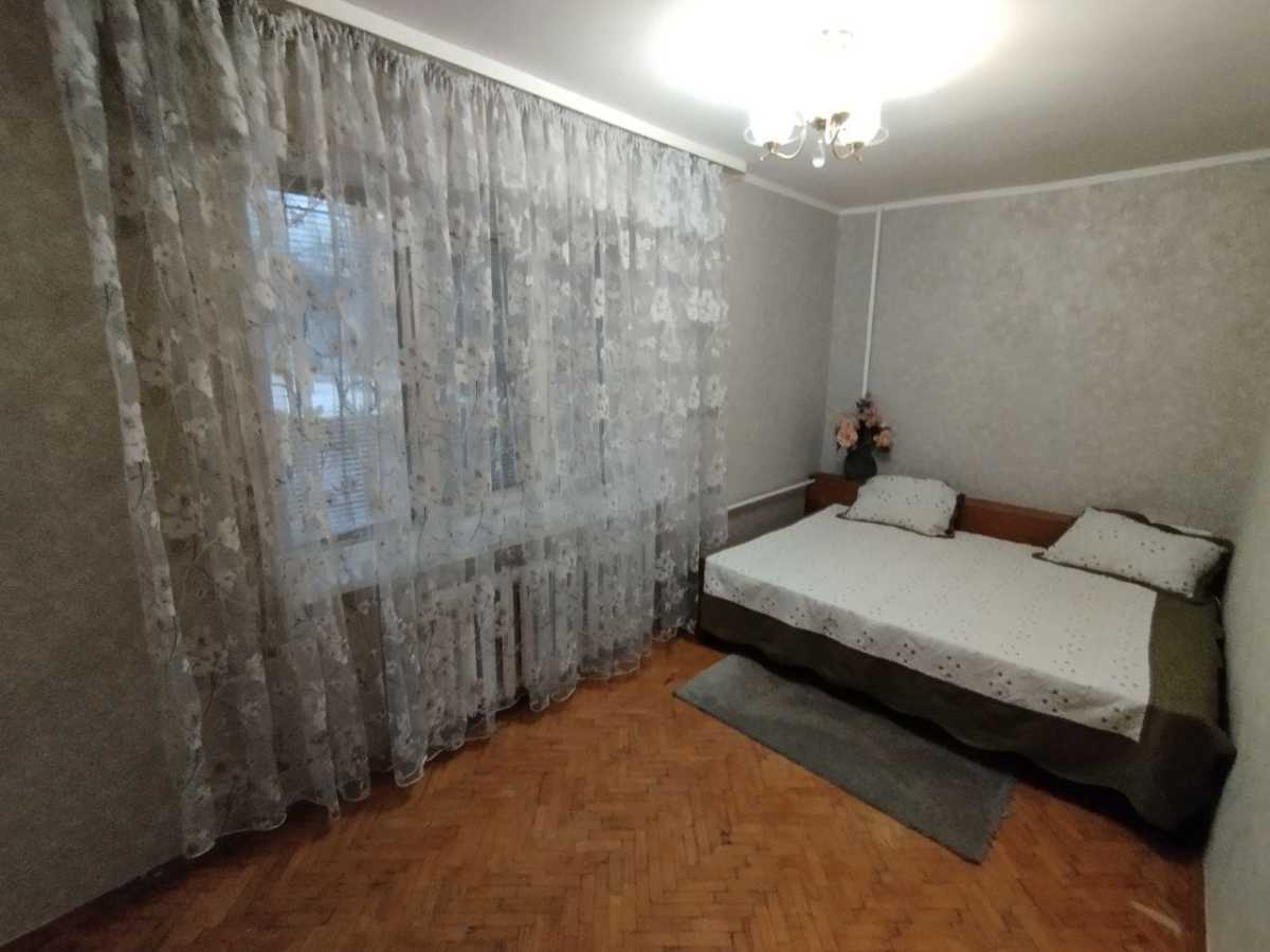 Оренда 2-кімнатної квартири 43.6 м², Саратовская, 47а