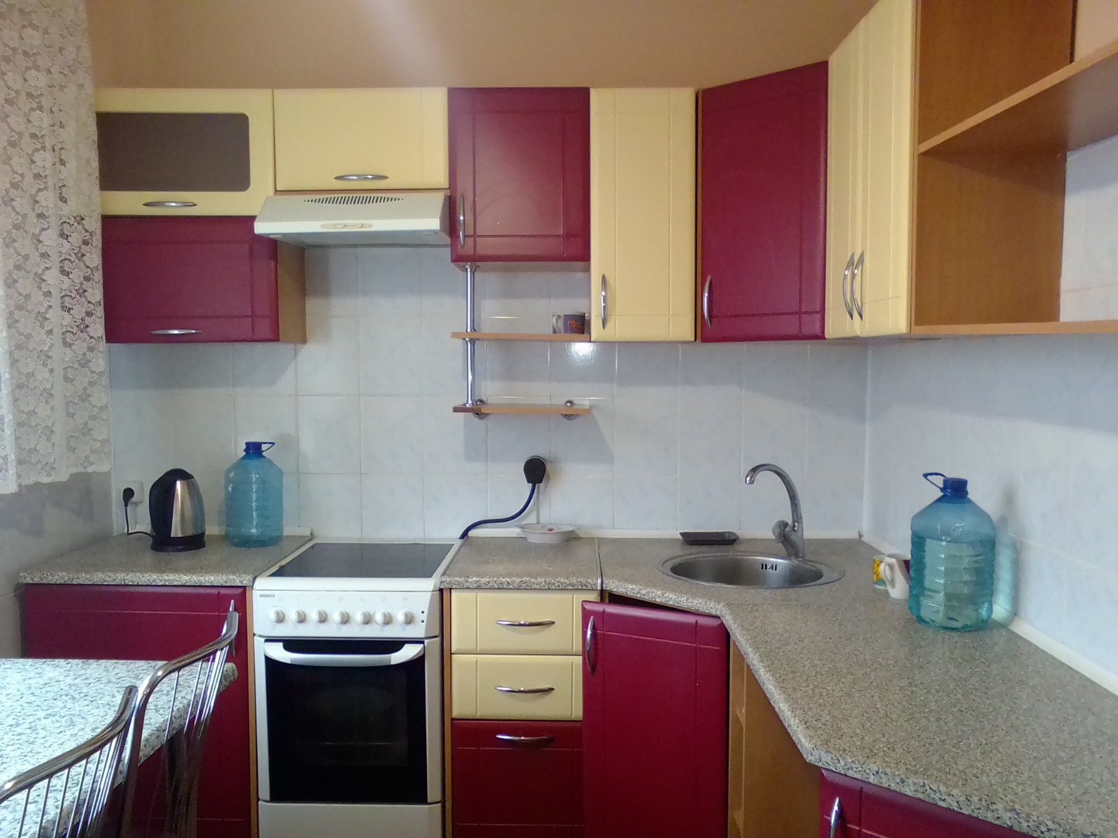Аренда 4-комнатной квартиры 85 м², Вячеслава Черновола ул., д.57