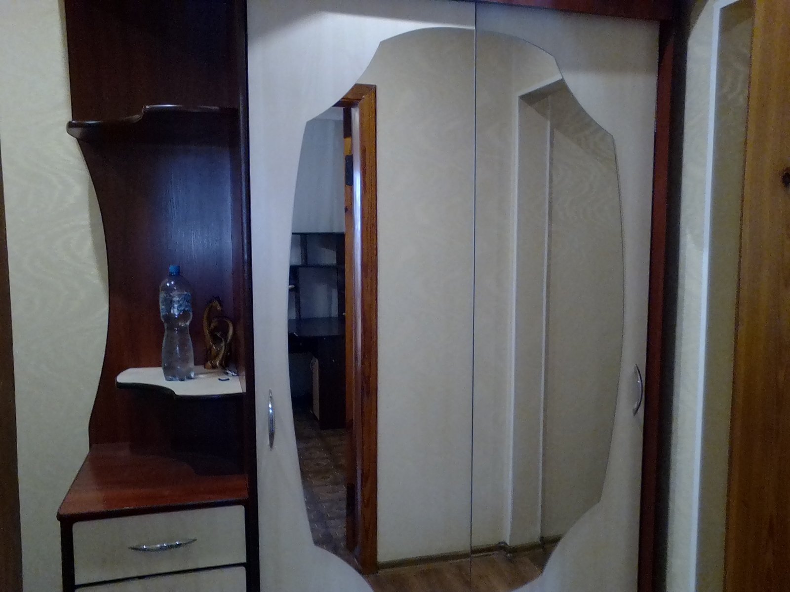 Аренда 4-комнатной квартиры 85 м², Вячеслава Черновола ул., д.57
