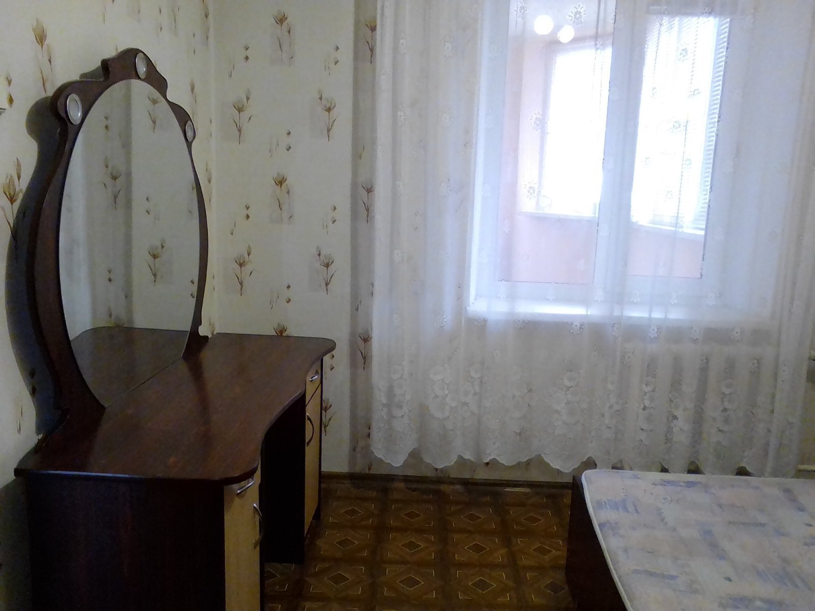 Аренда 4-комнатной квартиры 85 м², Вячеслава Черновола ул., д.57