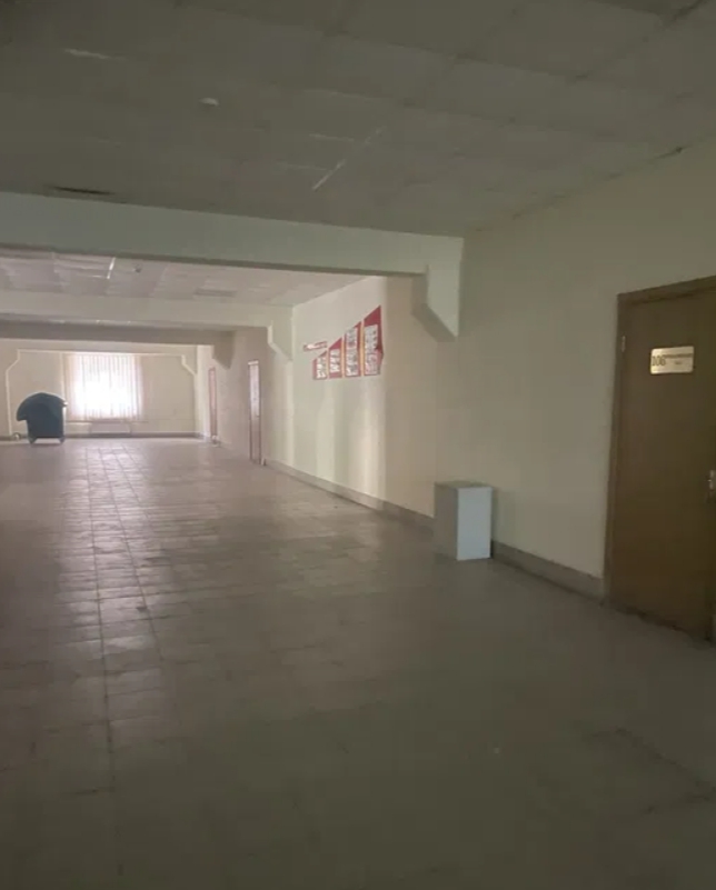 Оренда приміщення вільного призначення 3300 м², Косовская вул.