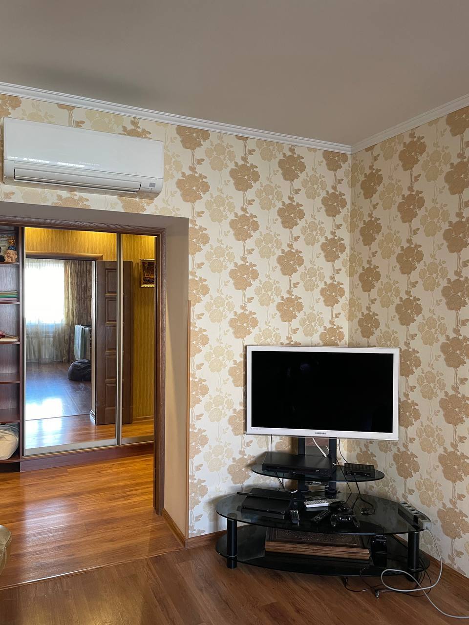 Оренда 3-кімнатної квартири 100 м²