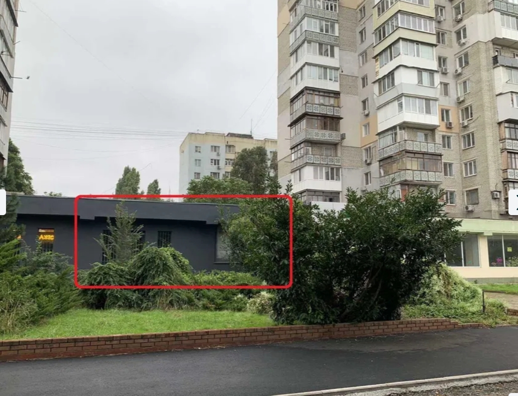 Оренда торговельного приміщення 154 м², Варненська вул.