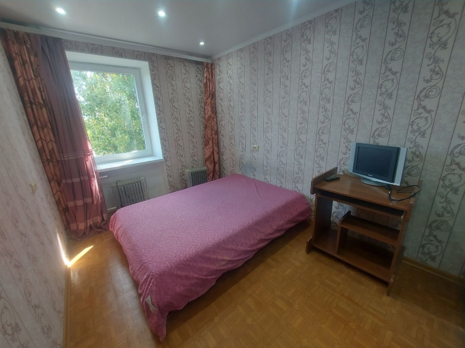 Оренда 2-кімнатної квартири 50 м², Академіка Глушко просп., 14
