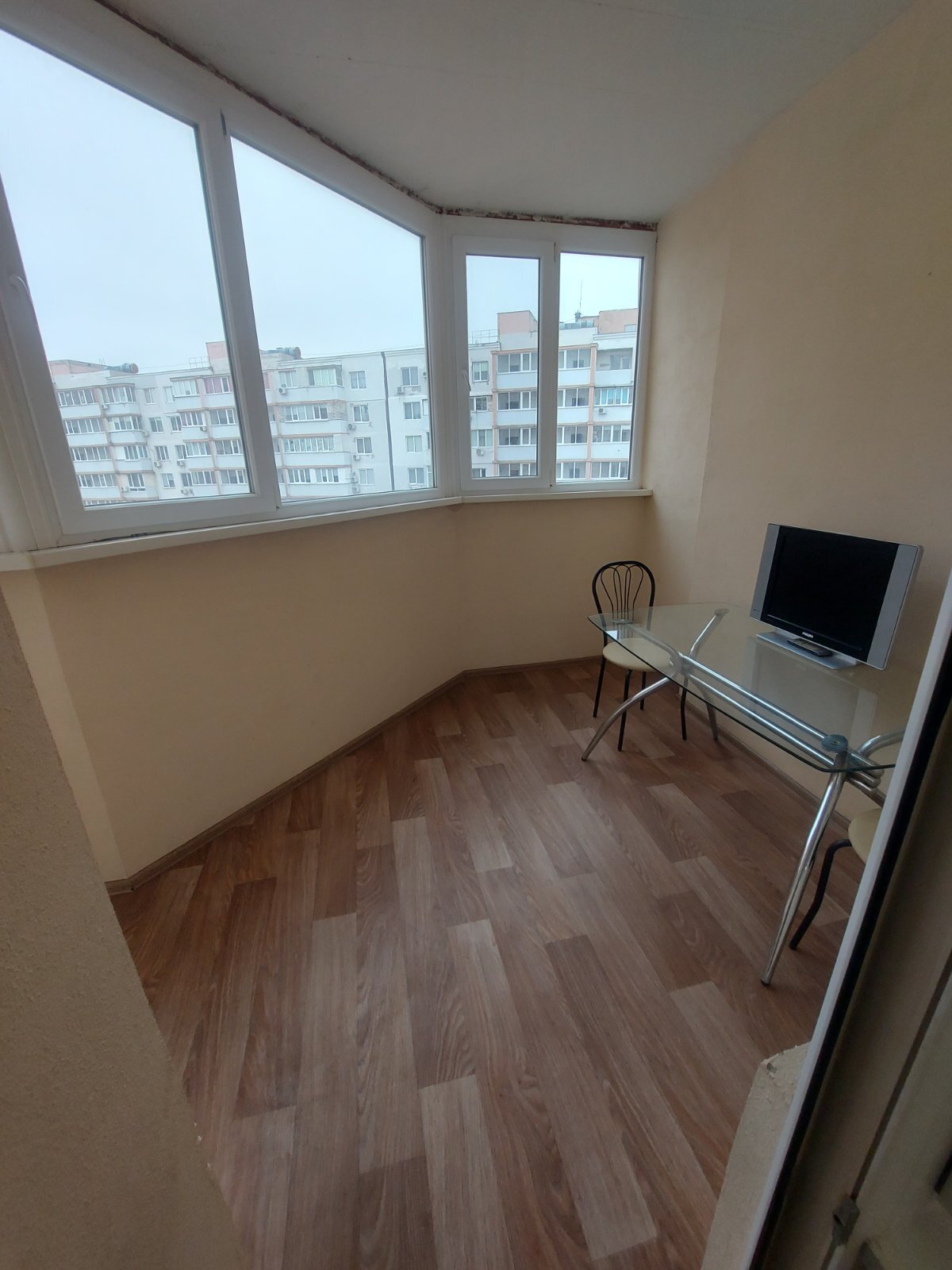 Оренда 2-кімнатної квартири 75 м², Массив Радужный вул., 7А