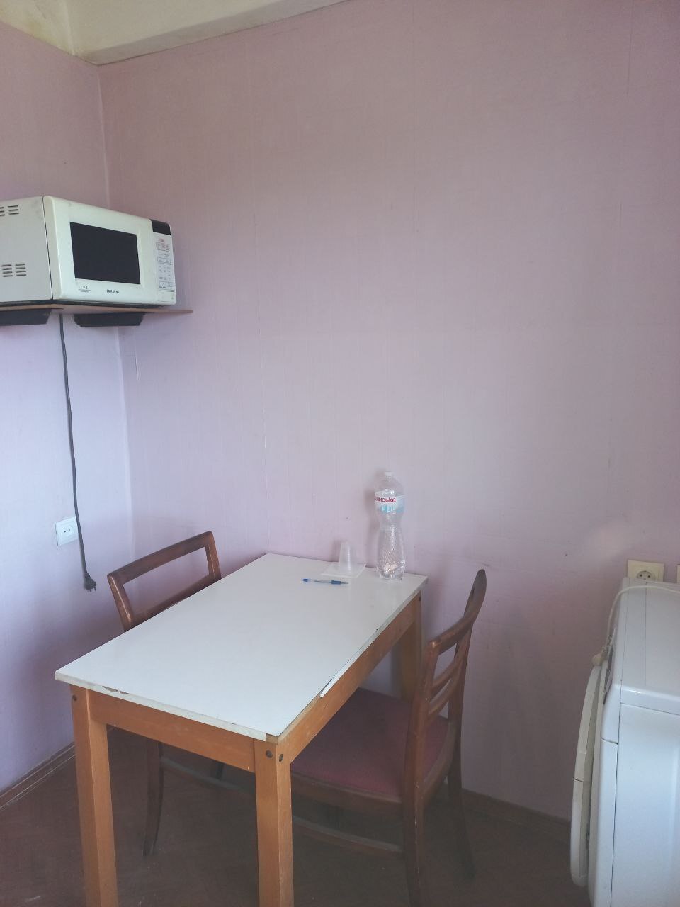 Продаж 1-кімнатної квартири 31 м², Мілютенка вул., 46