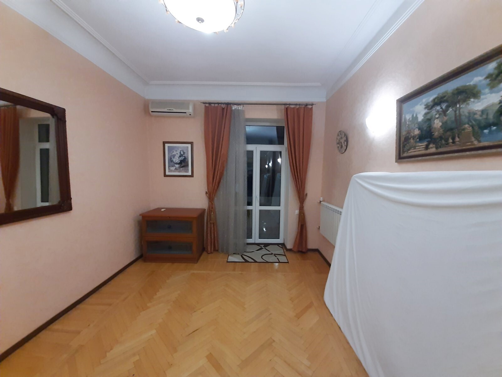 Продажа 4-комнатной квартиры 114 м², Золотоворотская ул., 2