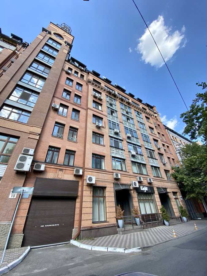 Продажа 2-комнатной квартиры 85 м², Панаса Мирного ул., 8