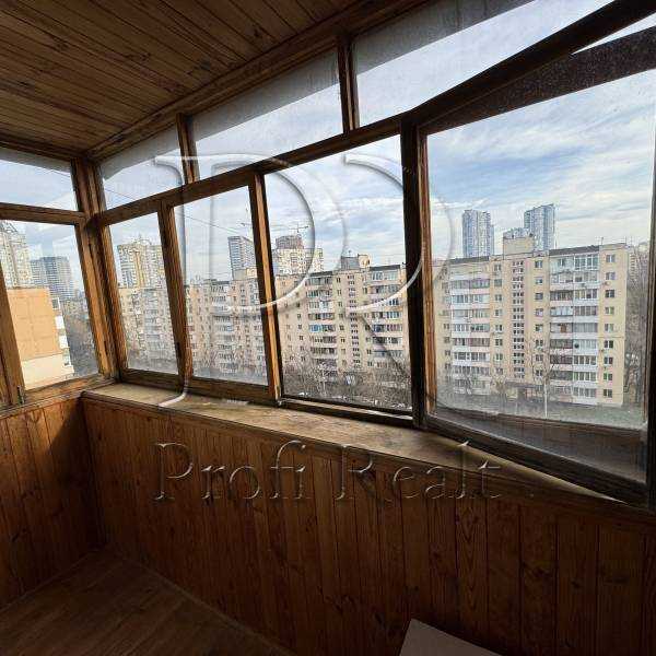 Продажа 3-комнатной квартиры 64 м², Энтузиастов ул., 31/1