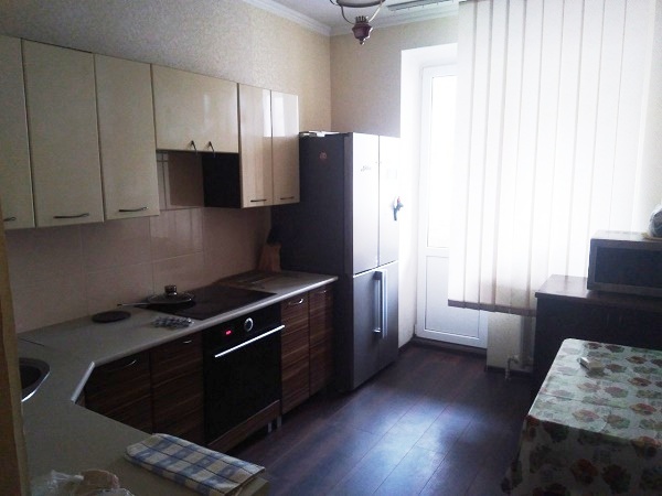 Оренда 2-кімнатної квартири 75 м², Урлівська вул., 8А