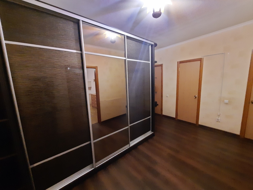 Оренда 2-кімнатної квартири 75 м², Урлівська вул., 8А