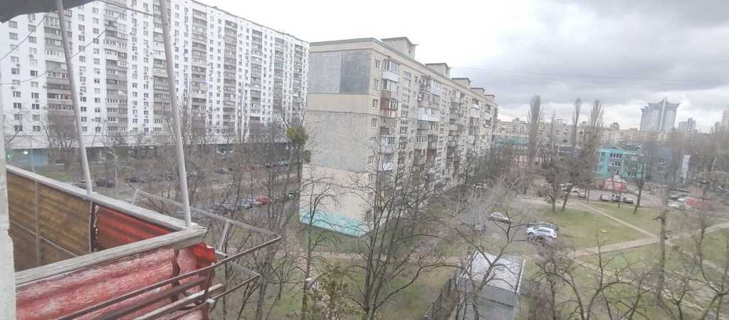 Продажа 2-комнатной квартиры 43 м², Русановский бул., 12