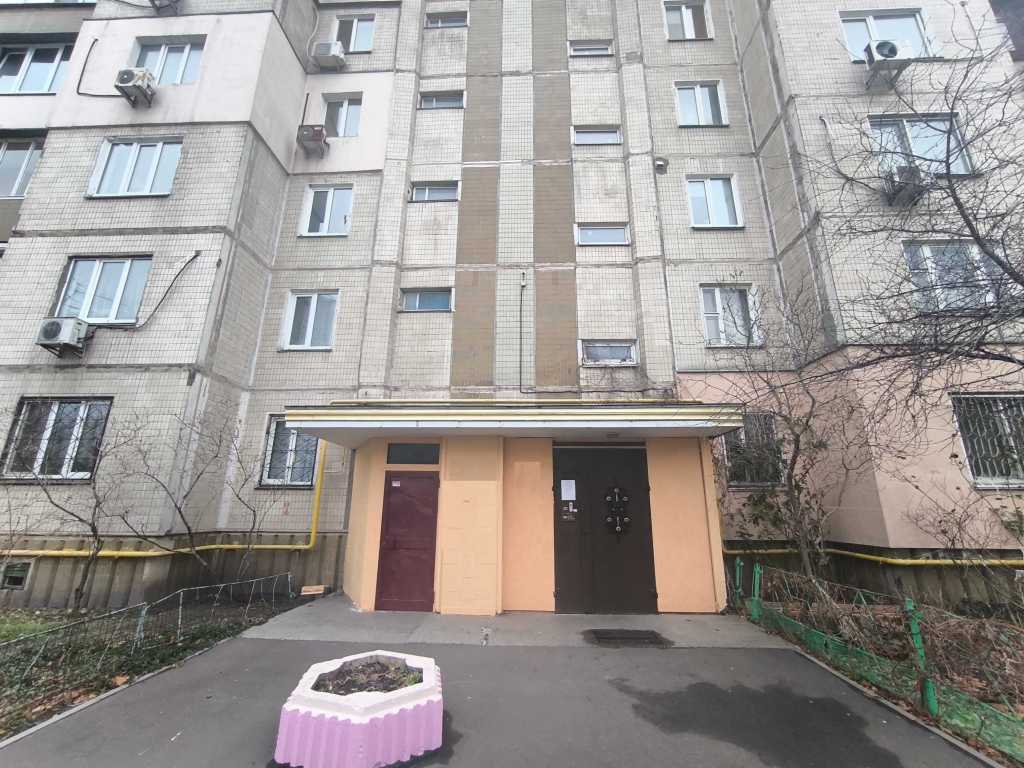 Продажа 2-комнатной квартиры 53 м², Михаила Котельникова ул., Драгоманова, 42а