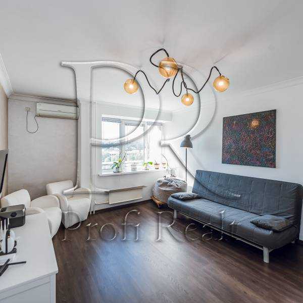 Продажа 3-комнатной квартиры 70 м², Владимира Антоновича ул., 112