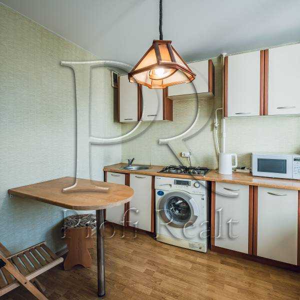 Продажа 1-комнатной квартиры 34 м², Березняковская ул., 2