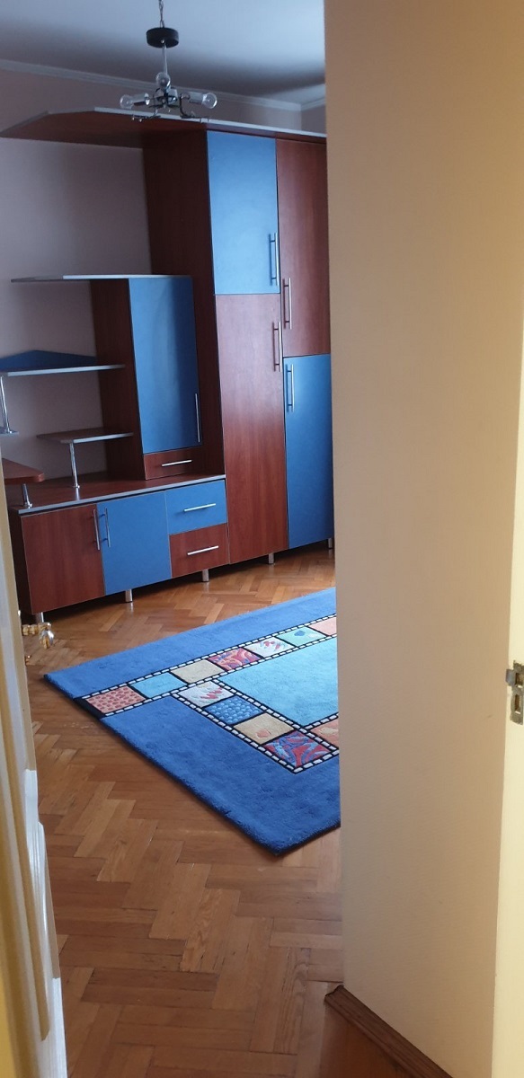 Продаж 4-кімнатної квартири 110 м², Академіка Єфремова вул., 19А