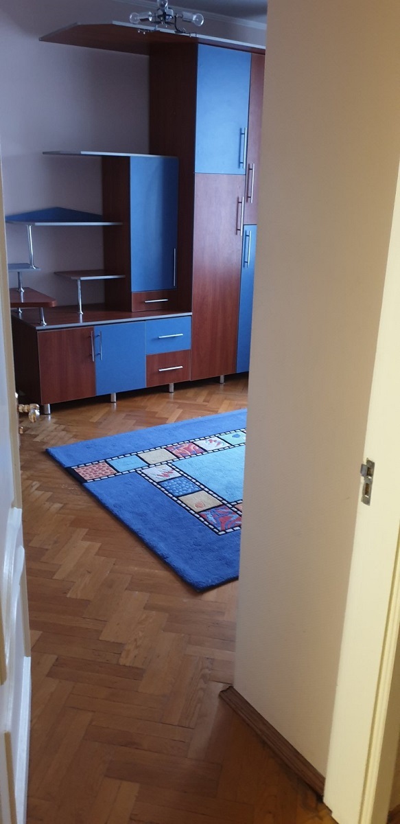 Продаж 4-кімнатної квартири 110 м², Академіка Єфремова вул., 19А