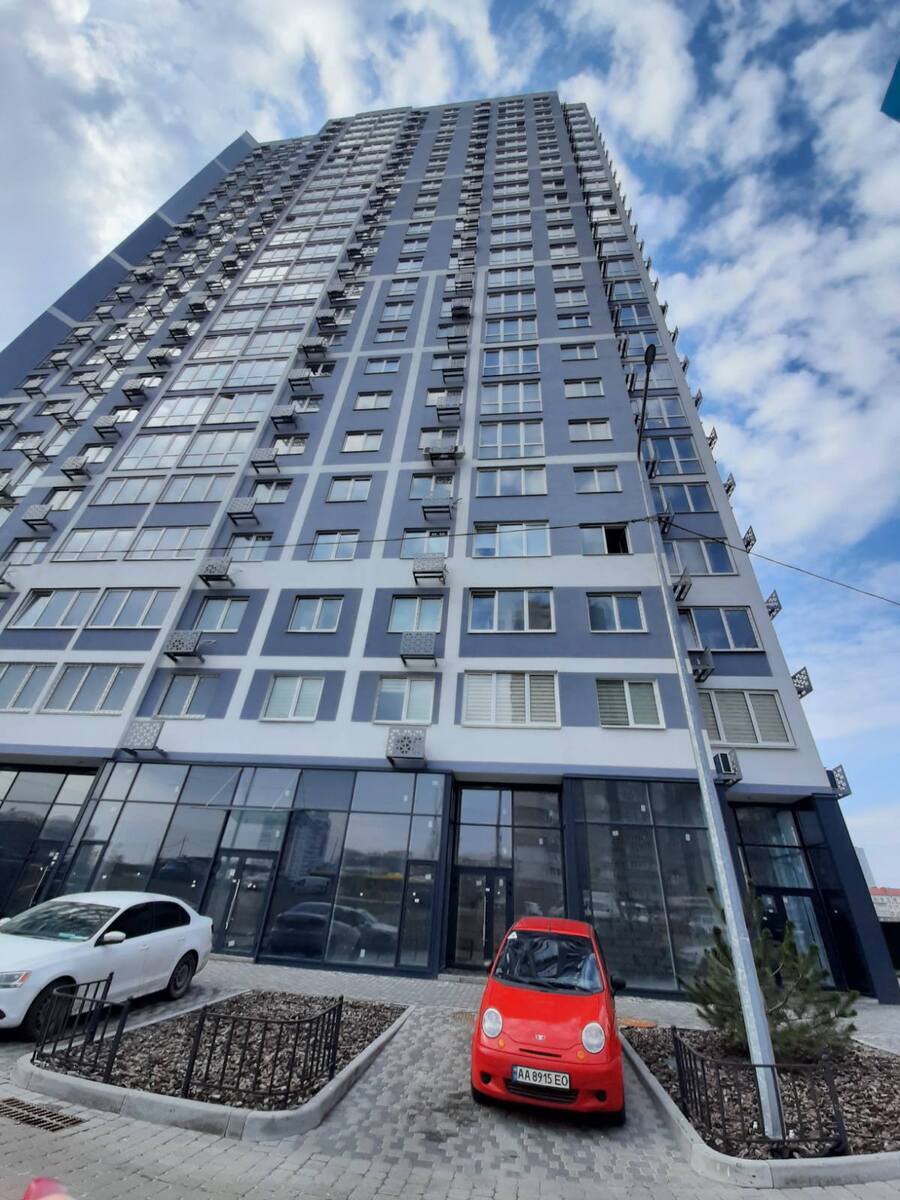 Аренда 1-комнатной квартиры 42 м², Ревуцкого ул., 40В