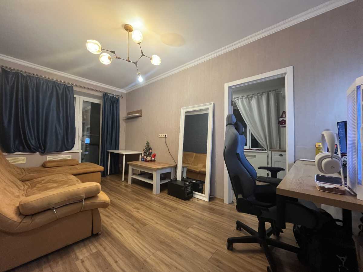 Продажа 2-комнатной квартиры 43.5 м², Печерский спуск, 15