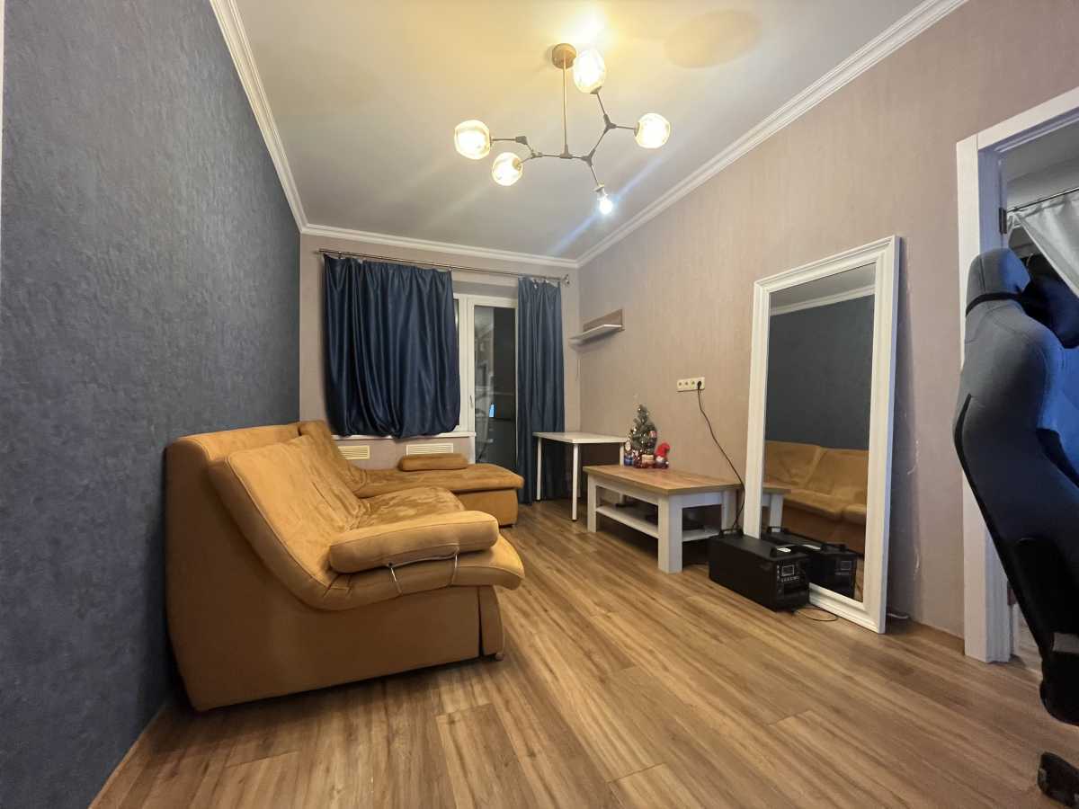 Продажа 2-комнатной квартиры 43.5 м², Печерский спуск, 15