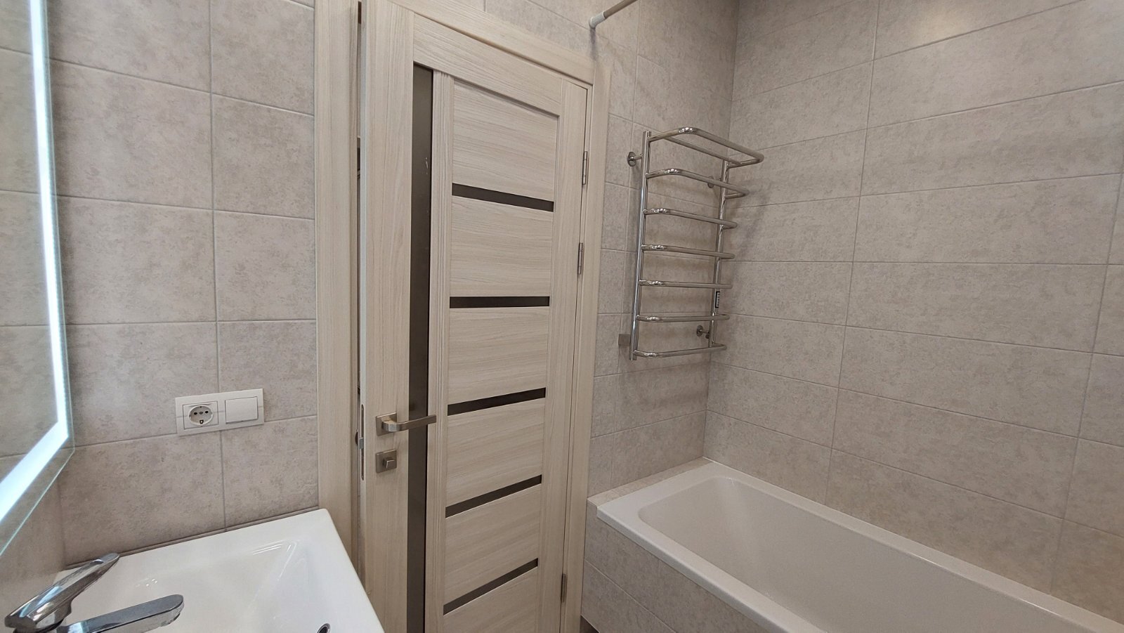 Продаж 1-кімнатної квартири 45 м², Костанді вул., 104
