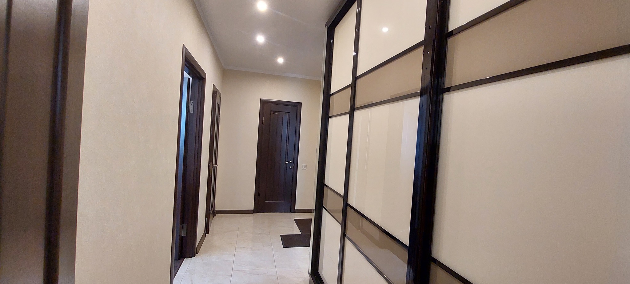 Продажа 2-комнатной квартиры 61 м², Марсельская ул., 58