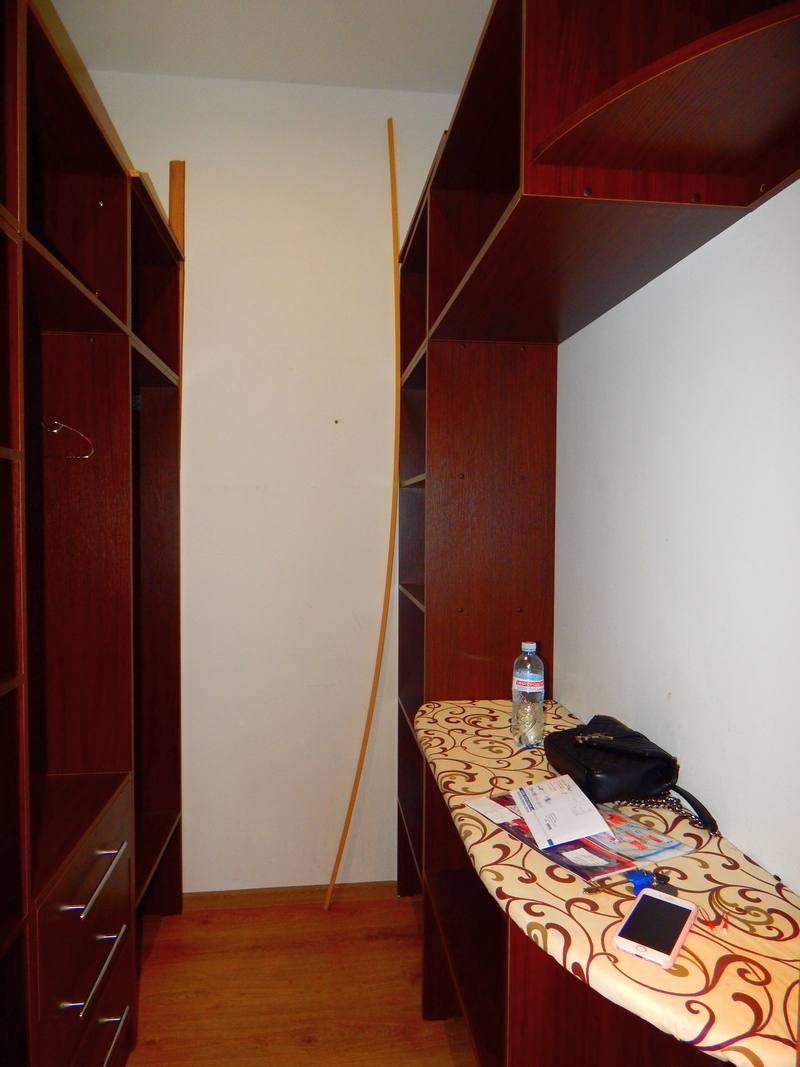 Продажа 1-комнатной квартиры 41 м², Среднефонтанская ул., 16