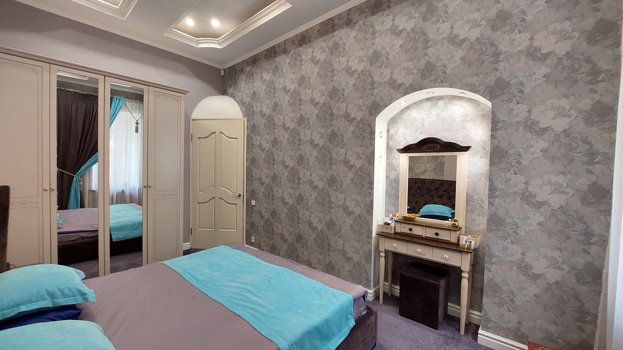 Продажа 2-комнатной квартиры 82 м², Красный пер., 9