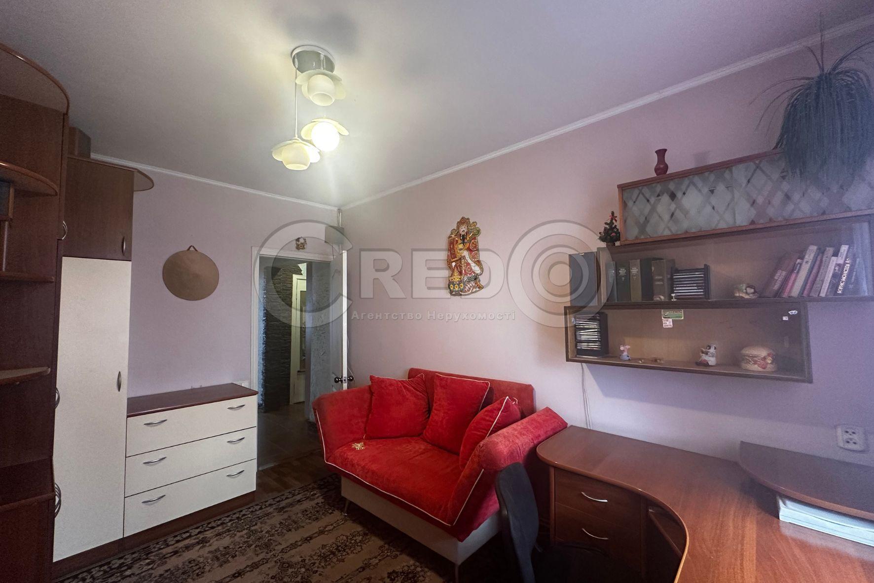 Оренда 3-кімнатної квартири 67 м², Володимира Бизова вул.