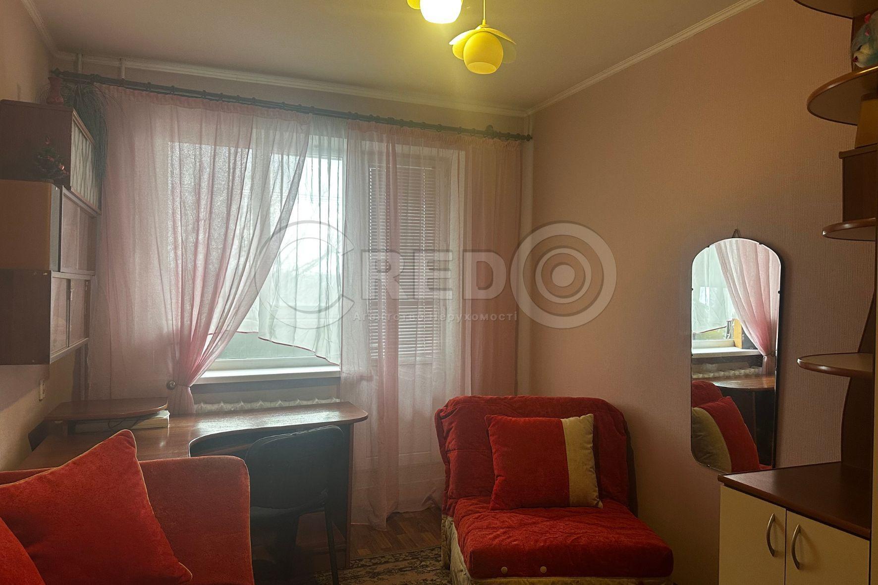 Оренда 3-кімнатної квартири 67 м², Володимира Бизова вул.