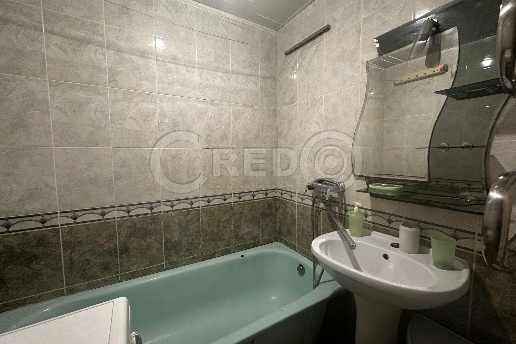 Оренда 3-кімнатної квартири 67 м², Володимира Бизова вул.