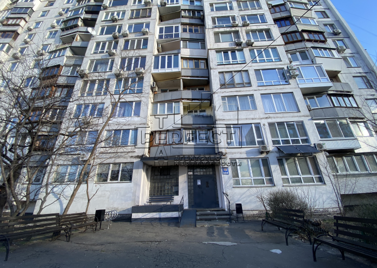 Продажа 1-комнатной квартиры 36 м², Русановская наб., 6