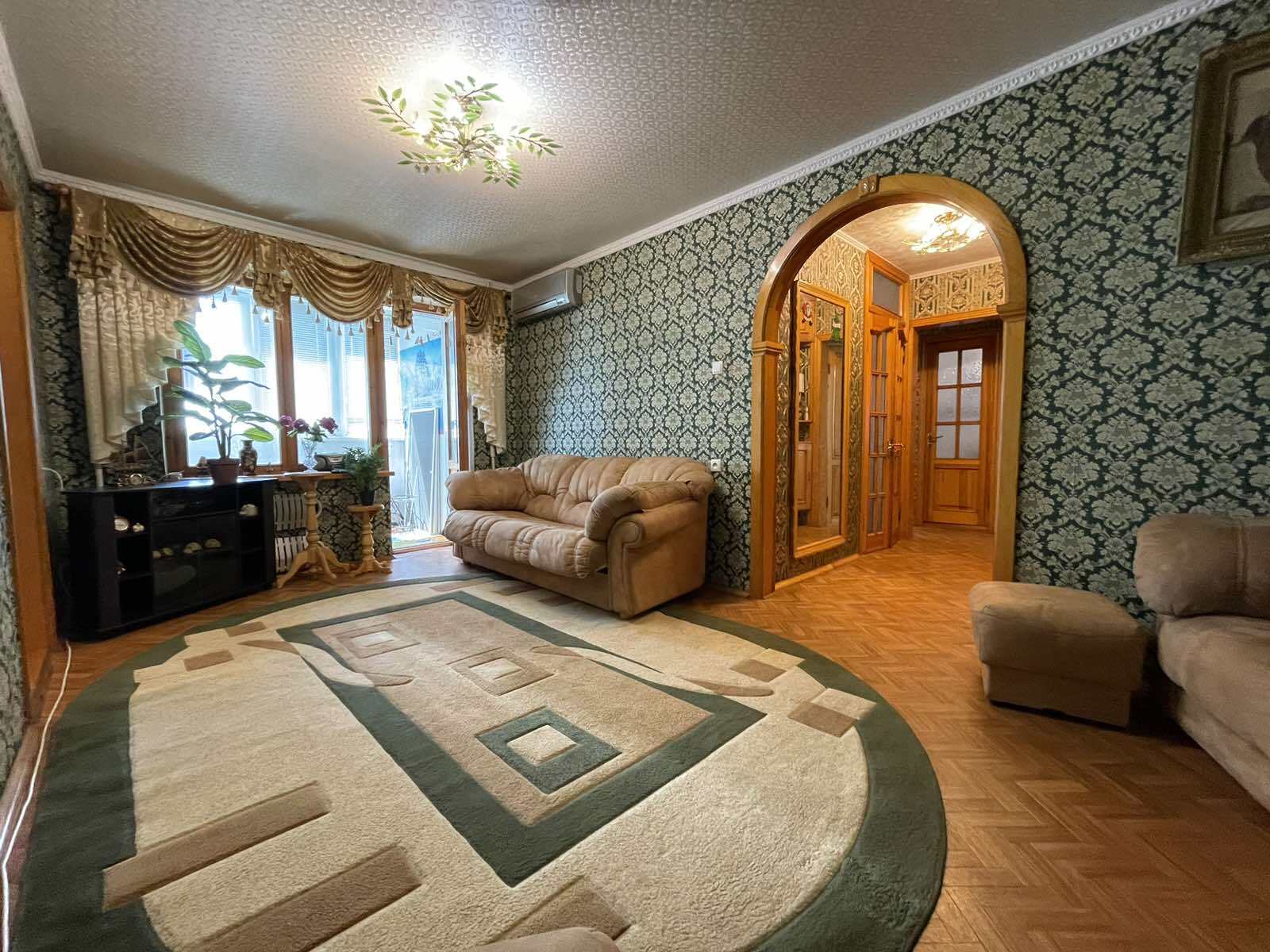 Оренда 3-кімнатної квартири 57 м², Коробова вул., 20