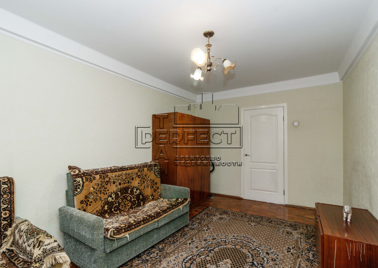 Продажа 2-комнатной квартиры 43 м², Пражская ул., 23