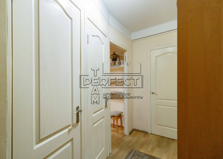 Продажа 2-комнатной квартиры 43 м², Пражская ул., 23