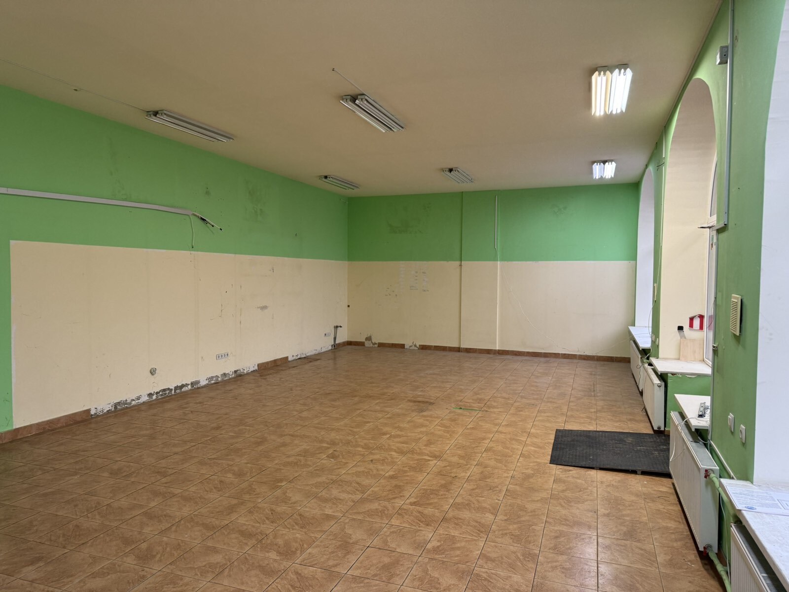 Аренда торгового помещения 115 м², Рождественская ул., 33