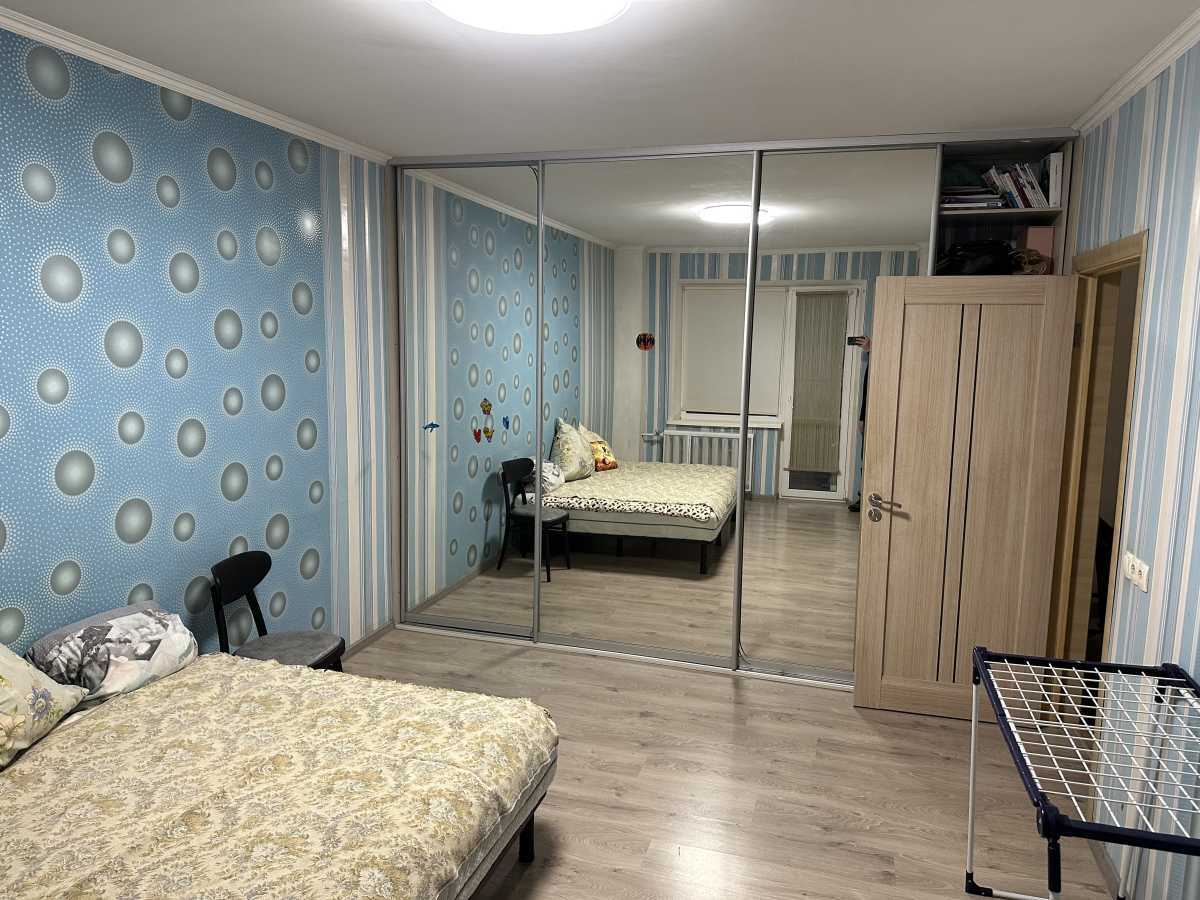 Оренда 2-кімнатної квартири 60 м², Мілютенка вул., 28В