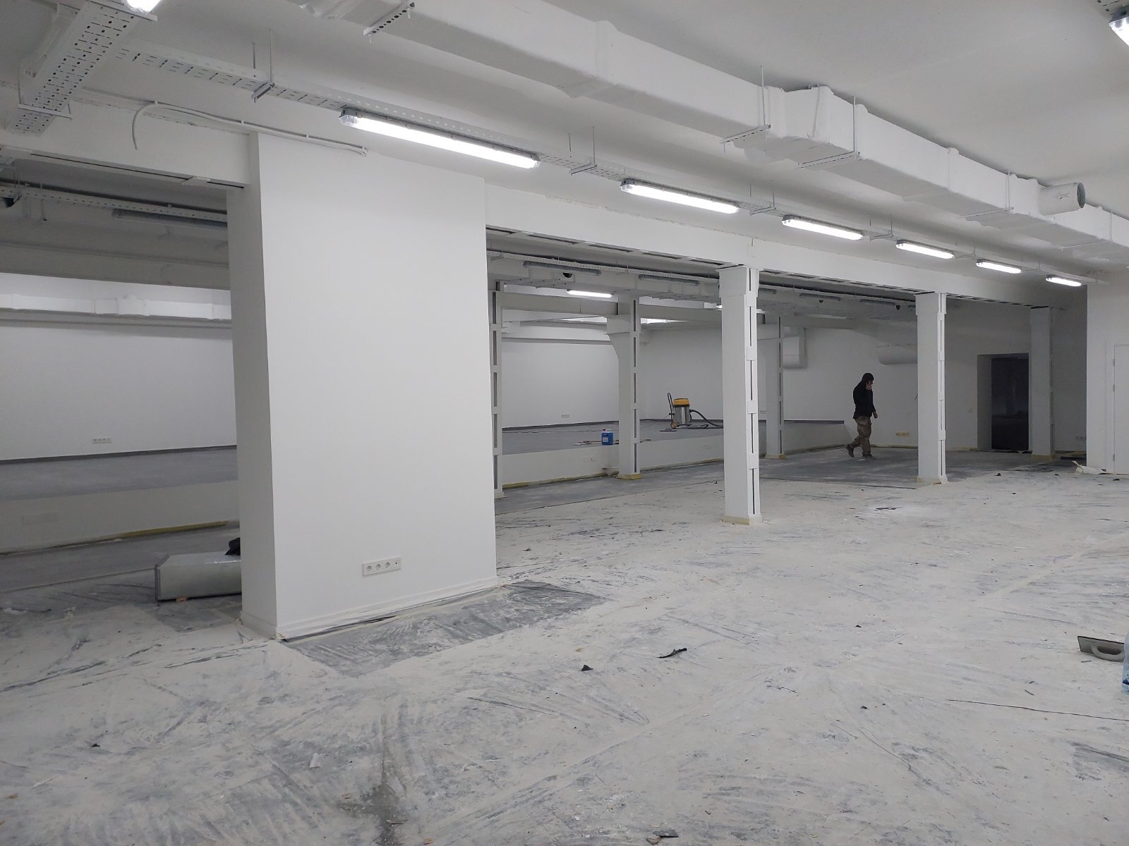 Аренда офиса 2000 м², Кирилловская ул.