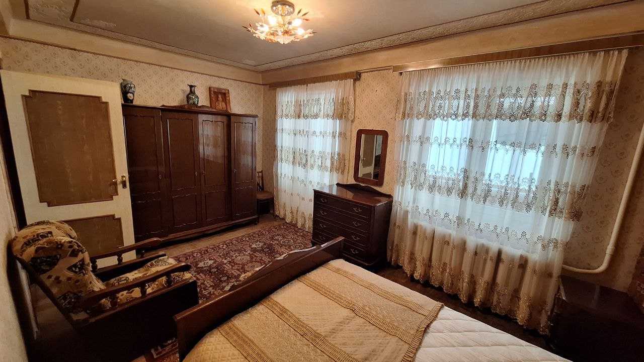 Оренда 2-кімнатної квартири 50 м², Мілютенка вул.