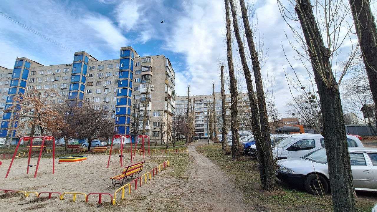 Оренда 2-кімнатної квартири 50 м², Мілютенка вул.