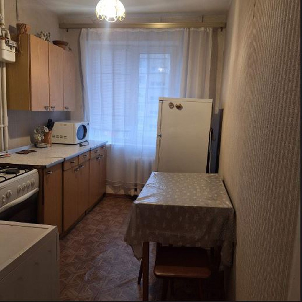 Продаж 2-кімнатної квартири 45 м², Калинова вул., 49