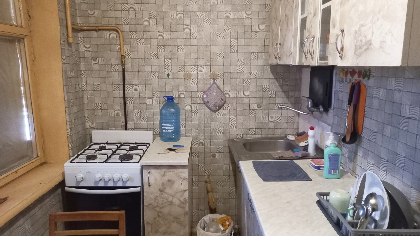 Продажа комнаты, Строителей ул., 19
